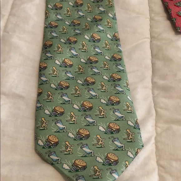 Vineyard Vines Tie Special - Picture 3 of 7
